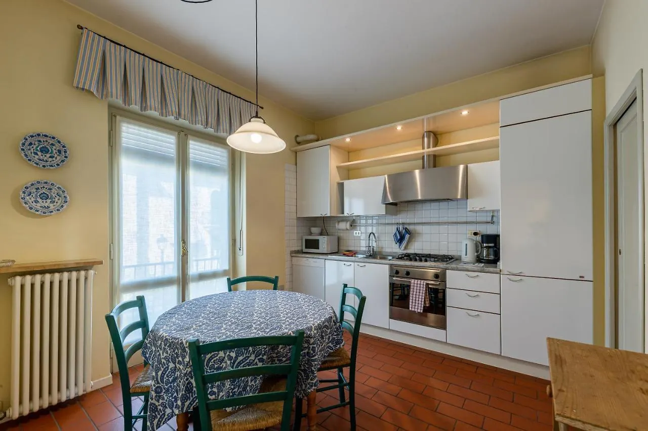 Residenza Corsocangrande25 Lazise 0*,